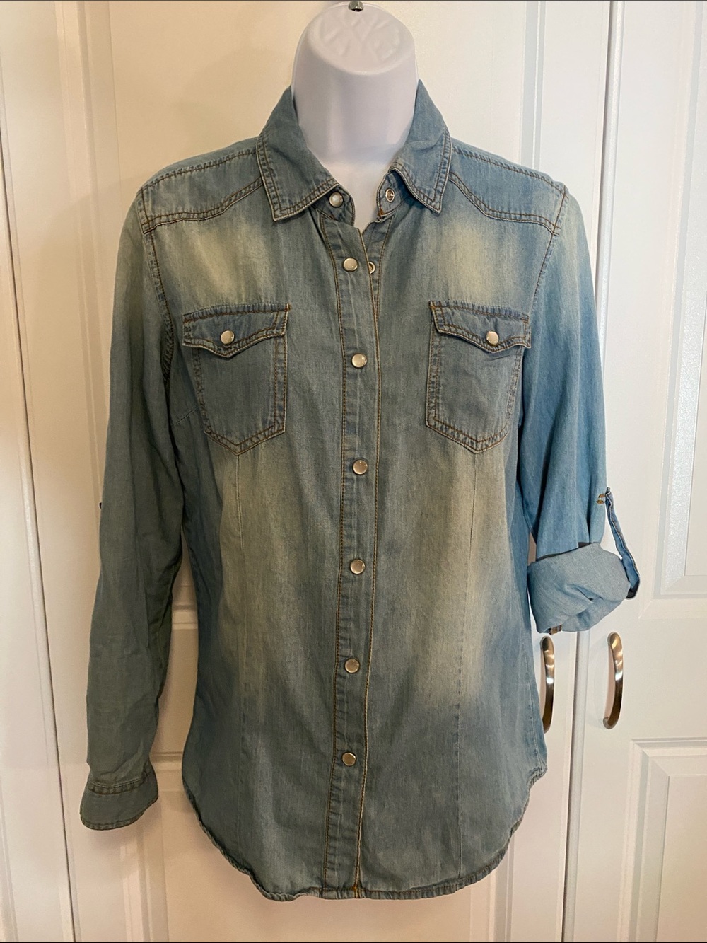 Inso Active Wear Denim Pearl Snap Shirt